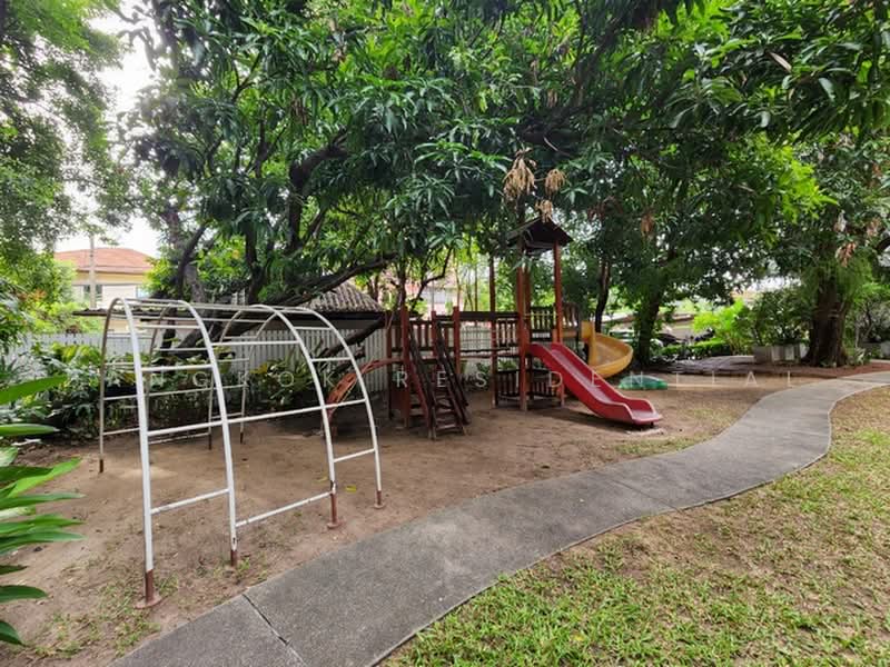 Niti Court, Bangkok, Nang Linchi 4 Alley, Thung Maha Mek, Sathon, Bangkok, 4 Bedrooms, 280 sqm, Apartment For Rent, by Bangkok Residential, 500493116 - DDproperty.com