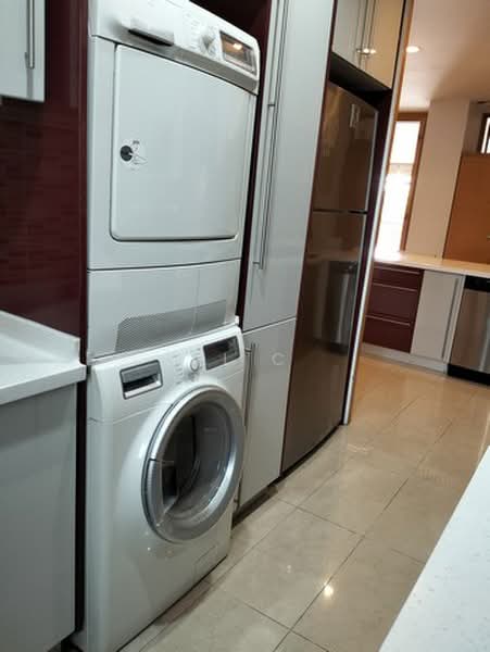 Baan Ananda, Bangkok, Sukhumvit 61, Khlong Tan Nua, Watthana, Bangkok, 2 Bedrooms, 150 sqm, Condo For Sale, by vanee chiracharasporn, 500493131 - DDproperty.com
