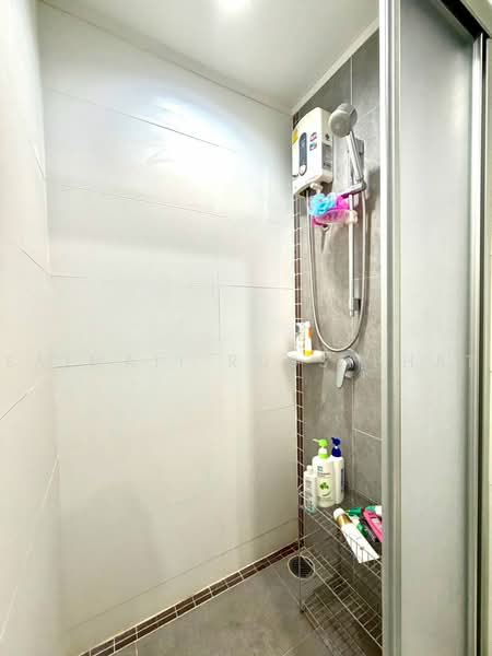Lumpini Park Beach Jomtien, Chon Buri (Pattaya), Jomtiensaineung Rd, Na Kloe, Bang Lamung (Pattaya), Chon Buri (Pattaya), 1 Bedroom, 29 sqm, Condo For Sale, by Saimaii Russiphat, 500493152 - DDproperty.com