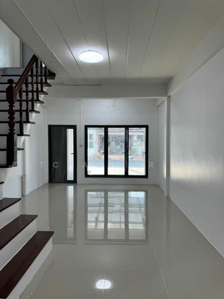 2-BR House, Chon Buri (Pattaya), Nong Pru, Bang Lamung (Pattaya), Chon Buri (Pattaya), 2 Bedrooms, 120 sqm, Single Detached House For Sale, by Patchara Srisak, 500493167 - DDproperty.com