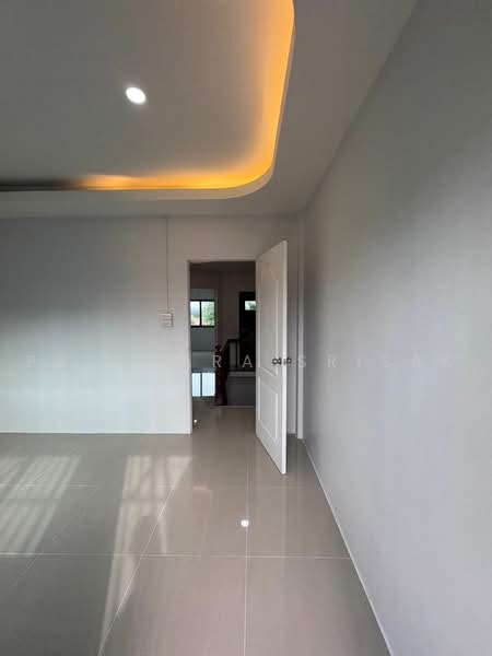 2-BR House, Chon Buri (Pattaya), Nong Pru, Bang Lamung (Pattaya), Chon Buri (Pattaya), 2 Bedrooms, 120 sqm, Single Detached House For Sale, by Patchara Srisak, 500493167 - DDproperty.com