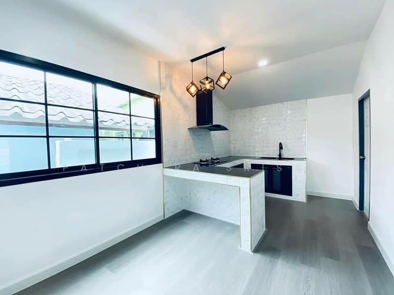 undefined, Chon Buri (Pattaya), Surasak, Si Racha, Chon Buri (Pattaya), 4 Bedrooms, 220 sqm, Single Detached House For Sale, by Patchara Srisak, 500493179 - DDproperty.com