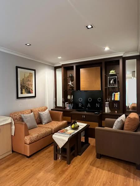 Lumpini Suite Sukhumvit 41, Bangkok, Soi Sukhumvit 41, Khlong Tan Nua, Watthana, Bangkok, 1 Bedroom, 41 sqm, Condo For Rent, by Khemasooch Chiraburanan, 500493196 - DDproperty.com