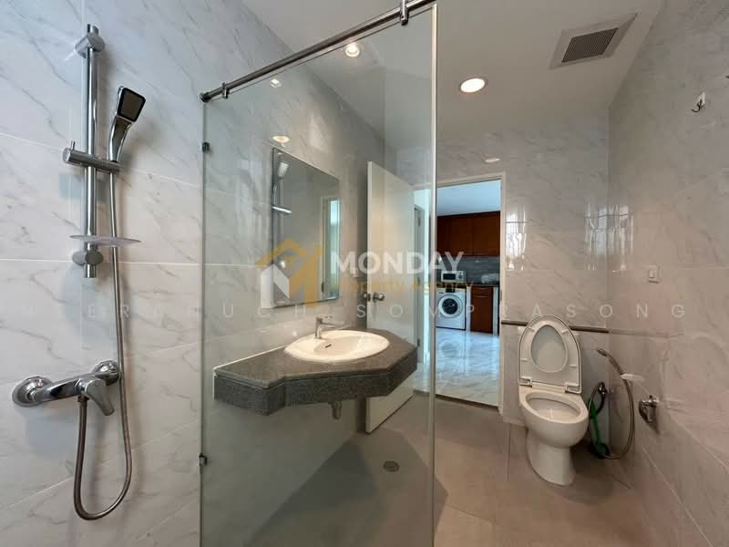 Baan Pathumwan, Bangkok, Phayathai, Thung Phaya Thai, Ratchathewi, Bangkok, 2 Bedrooms, 46 sqm, Condo For Sale, by Neeranuch Somprasong, 500493226 - DDproperty.com