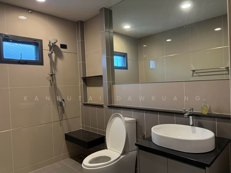 Setthasiri Thawiwatthana, Bangkok, Sala Thammasop Road, Sala Thammasop, Thawi Watthana, Bangkok, 4 Bedrooms, 301 sqm, Single Detached House For Sale, by Kanrutai Dawruang, 500493232 - DDproperty.com
