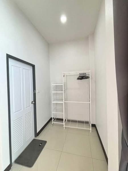 A house for rent near Big C Mae Hia, Chiang Mai Rental Price: 26,000 THB / month Property No.9H1042, Chiang Mai, Pa Daet, Muang Chiang Mai, Chiang Mai, 3 Bedrooms, 100 sqm, Single Detached House For Rent, by Baandeedee Chiangmai, 500493258 - DDproperty.com