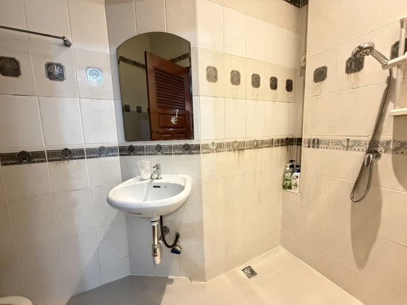 Siam Niwet 1, Samut Prakan, ตำบล ในคลองบางปลากด อำเภอพระสมุทรเจดีย์ สมุทรปราการ ในคลองบางปลากด , พระสมุทรเจดีย์ , สมุทรปราการ, Nai Khlong Bang Pla Kot, Phra Samut Jadee, Samut Prakan, 4 Bedrooms, 480 sqm, Single Detached House For Sale, by Supannee Pitak, 500493264 - DDproperty.com
