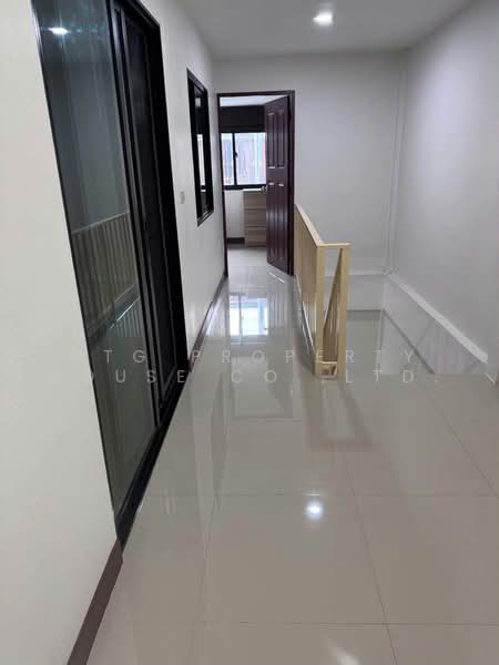 30,000.- NG536 ให้เช่าบ้านย่านห้วยขวาง ประชาราษฎร์บำเพ็ญ 13 บ้านพร้อมเฟอร์นิเจอร์ พร้อมเข้าอยู่, กรุงเทพ, ประชาราษฎร์บำเพ็ญ, ห้วยขวาง, กรุงเทพ, 110 ตร.ม., ทาวน์เฮ้าส์ ให้เช่า, โดย NTG Property House Co.,Ltd., 500493277 - DDproperty.com