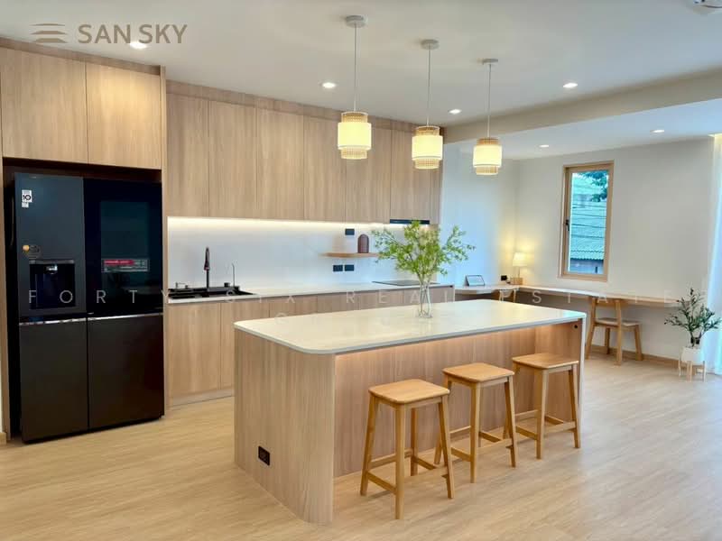 SANSKY Pradipat-Ari (ซาน สกาย ประดิพัทธ์-อารีย์), กรุงเทพ, สามเสนใน, พญาไท, กรุงเทพ, 297 ตร.ม., บ้านเดี่ยว ขาย, โดย Forty-Six Real Estate Group, 500493320 - DDproperty.com