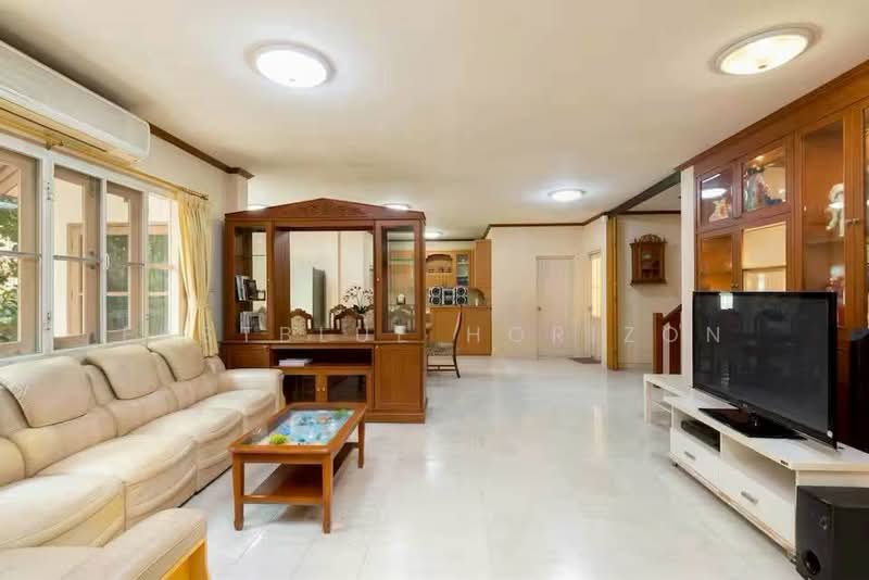 Pruekpirom Regent Pinklao, Nonthaburi, Kanchanaphisek Road, Bang Muang, Bang Yai, Nonthaburi, 4 Bedrooms, 352 sqm, Single Detached House For Sale, by Eastblue Horizon, 500493322 - DDproperty.com