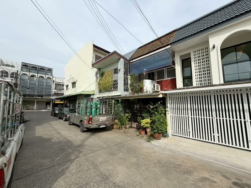 House Area Ladprao, กรุงเทพ, ลาดพร้าว, กรุงเทพ, 95 ตร.ม., ทาวน์เฮ้าส์ ขาย, โดย Eastblue Horizon, 500493330 - DDproperty.com