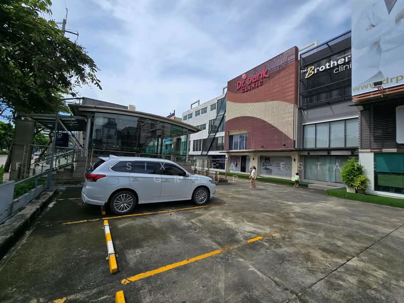 ให้เช่าอาคารพาณิชย์1ห้อง3.5ชั้น บนสถานี MRT รัชดา1, กรุงเทพ, ดินแดง, กรุงเทพ, 172 ตร.ม., ตึกแถว-อาคารพาณิชย์ ให้เช่า, โดย Forty-Six Real Estate Group, 500493342 - DDproperty.com