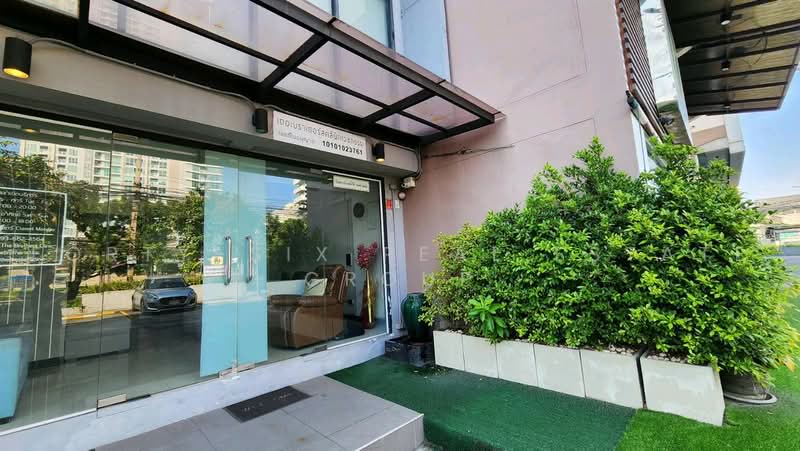 ให้เช่าอาคารพาณิชย์1ห้อง3.5ชั้น บนสถานี MRT รัชดา1, Bangkok, Din Daeng, Bangkok, , 172 sqm, Shophouse For Rent, by Forty-Six Real Estate Group, 500493342 - DDproperty.com