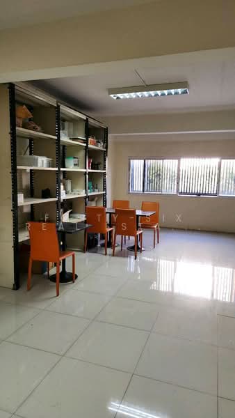 ให้เช่าอาคารพาณิชย์1ห้อง3.5ชั้น บนสถานี MRT รัชดา1, Bangkok, Din Daeng, Bangkok, , 172 sqm, Shophouse For Rent, by Forty-Six Real Estate Group, 500493342 - DDproperty.com