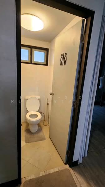 ให้เช่าอาคารพาณิชย์1ห้อง3.5ชั้น บนสถานี MRT รัชดา1, Bangkok, Din Daeng, Bangkok, , 172 sqm, Shophouse For Rent, by Forty-Six Real Estate Group, 500493342 - DDproperty.com