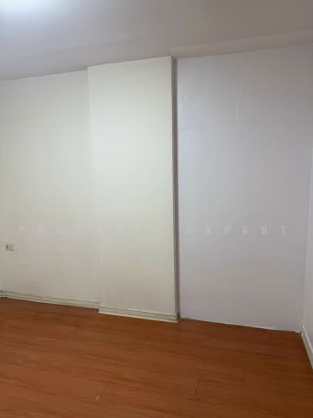 Lumpini Condo Town Ramintra-Laksi, Bangkok, 16 Ram Inthra Road, Anusaowari, Bang Khen, Bangkok, 1 Bedroom, 26 sqm, Condo For Sale, by Property Expert, 500493368 - DDproperty.com