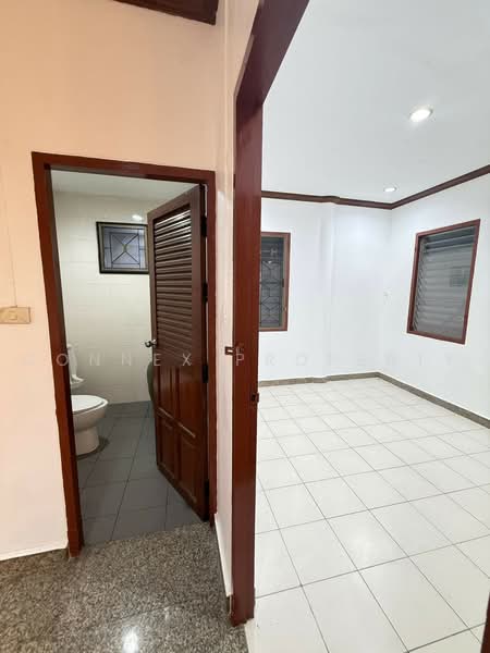 Baan Reuan Thai, Nonthaburi, บางกรวย - ไทรน้อย, Bang Bua Thong, Nonthaburi, 3 Bedrooms, 180 sqm, Single Detached House For Rent, by Connex Property, 500493381 - DDproperty.com