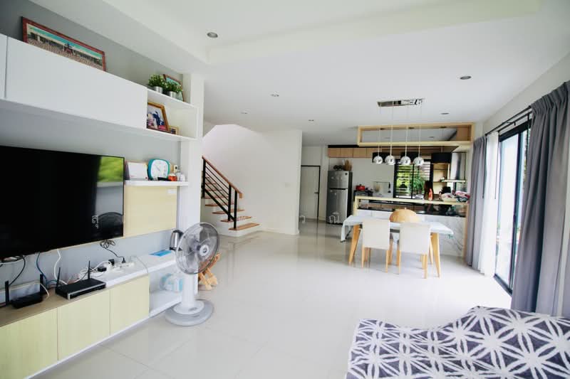 ขายบ้านเดี่ยว 2 ชั้น หลังมุม 54.6 ตร.ว. บิลต์อินทั้งหลัง สกายวิลล์ (Skyville) ใกล้แยกบ้านแลง ระยอง, ระยอง, บ้านแลง, เมืองระยอง, ระยอง, 207 ตร.ม., บ้านเดี่ยว ขาย, โดย สุเทพ พสุวณิชย์กุล, 500493394 - DDproperty.com
