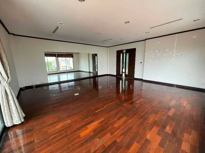 Office Building Nak Niwat 12, Bangkok, นาคนิวาส 12, Lat Phrao, Bangkok, 5 Bedrooms, 270 sqm, Single Detached House For Rent, by ปรินทร์ญาดา ชิณโชติ, 500493409 - DDproperty.com