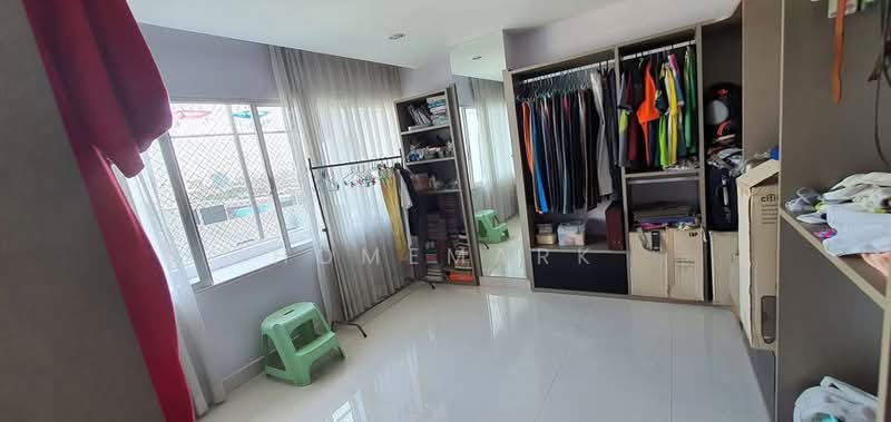 Pinklao Exclusive Condominium, Bangkok, 99 Soi Borommaratchachonnani 17, Arun Amarin, Bangkok Noi, Bangkok, 3 Bedrooms, 142 sqm, Condo For Sale, by Homemark, 500493422 - DDproperty.com