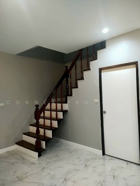 Rung Chareon Village, Chokchai 4, Soi 3, Bangkok, โชคชัย, Saphan Song, Wang Thonglang, Bangkok, 2 Bedrooms, 180 sqm, Townhouse For Sale, by Connex Property, 500493431 - DDproperty.com