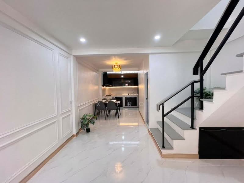 Pattaya Rungrueng, Chon Buri (Pattaya), เนินพลับหวาน, Nong Pru, Bang Lamung (Pattaya), Chon Buri (Pattaya), 2 Bedrooms, 60 sqm, Townhouse For Sale, by Connex Property, 500493449 - DDproperty.com