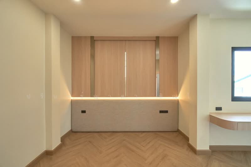 House Chokchai 4, Bangkok, โชคชัย 4 ซอย 42, Lat Phrao, Bangkok, 4 Bedrooms, 200 sqm, Single Detached House For Rent, by ปรินทร์ญาดา ชิณโชติ, 500493459 - DDproperty.com