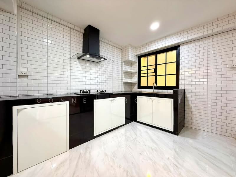 House Phetkasem 68, Bangkok, เพชรเกษม, Bang Khae, Bangkok, 5 Bedrooms, 21 sqm, Townhouse For Sale, by Connex Property, 500493469 - DDproperty.com