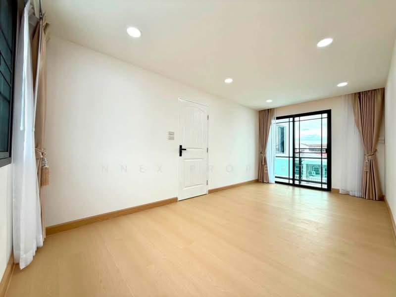 House Phetkasem 68, Bangkok, เพชรเกษม, Bang Khae, Bangkok, 5 Bedrooms, 21 sqm, Townhouse For Sale, by Connex Property, 500493469 - DDproperty.com