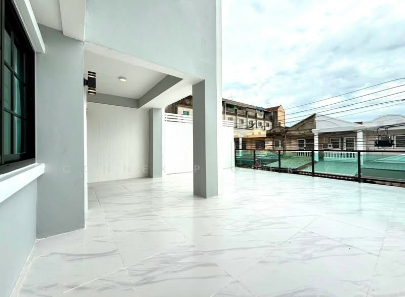 House Phetkasem 68, Bangkok, เพชรเกษม, Bang Khae, Bangkok, 5 Bedrooms, 21 sqm, Townhouse For Sale, by Connex Property, 500493469 - DDproperty.com