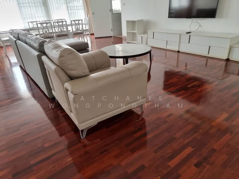 D.S. Tower 1 Sukhumvit 33, Bangkok, Soi Phrom Chit, Khlong Tan Nua, Watthana, Bangkok, 3 Bedrooms, 250 sqm, Condo For Rent, by Ratchanee Wongpongtham, 500493478 - DDproperty.com