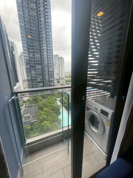 One9Five Asoke-Rama 9, Bangkok, 195 Soi Rama 9 Soi 5, Huai Khwang, Bangkok, 1 Bedroom, 42 sqm, Condo For Rent, by Rosesirin Expert, 500493485 - DDproperty.com
