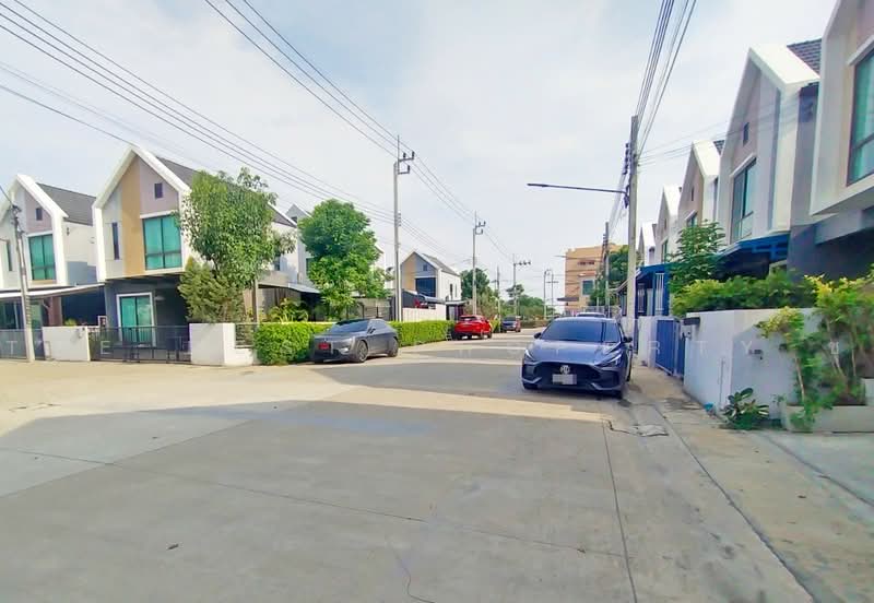 แกรนด์ วีโฮม บางนา, Samut Prakan, Bang Bo, Samut Prakan, 3 Bedrooms, 150 sqm, Semi-Detached House (Twin House) For Sale, by The Best Property ชุ, 500493491 - DDproperty.com