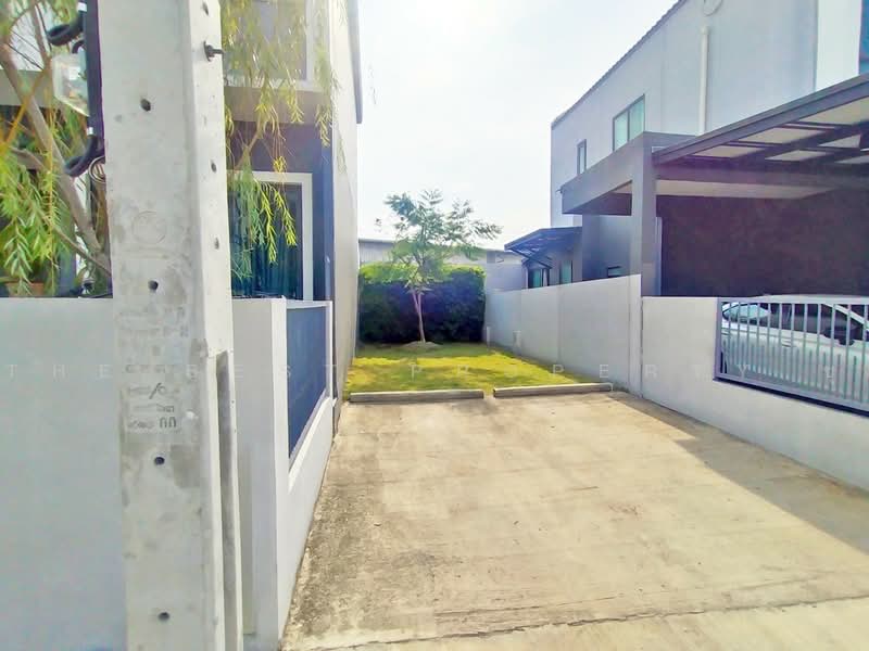 แกรนด์ วีโฮม บางนา, Samut Prakan, Bang Bo, Samut Prakan, 3 Bedrooms, 150 sqm, Semi-Detached House (Twin House) For Sale, by The Best Property ชุ, 500493491 - DDproperty.com