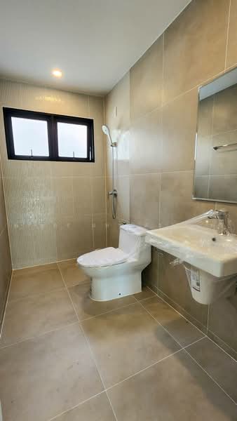Chaiyapruek Bangbuathong, Nonthaburi, Soi Chaiyapruek Village, Bang Bua Thong, Nonthaburi, 4 Bedrooms, 220 sqm, Single Detached House For Sale, by พเนตร มหามิตรานนท์, 500493493 - DDproperty.com