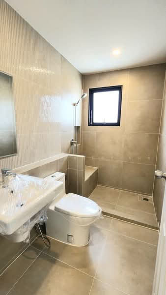 Chaiyapruek Bangbuathong, Nonthaburi, Soi Chaiyapruek Village, Bang Bua Thong, Nonthaburi, 4 Bedrooms, 220 sqm, Single Detached House For Sale, by พเนตร มหามิตรานนท์, 500493493 - DDproperty.com
