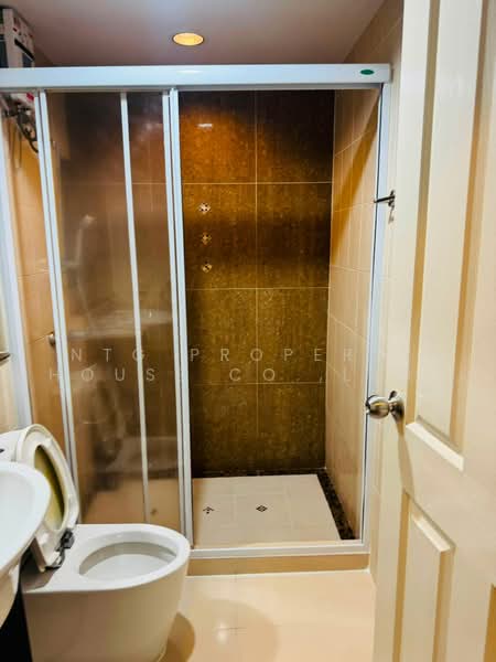 Baan Klang Muang Urbanion Kaset - Nawamin 2, Bangkok, Lat Pla Khao Road, Anusaowari, Bang Khen, Bangkok, 3 Bedrooms, 170 sqm, Townhouse For Rent, by NTG Property House Co.,Ltd., 500493496 - DDproperty.com