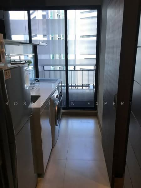 Ivy Ampio, Bangkok, 48 Ratchadaphisek Road, Huai Khwang, Bangkok, Studio, 32 sqm, Condo For Rent, by Rosesirin Expert, 500493506 - DDproperty.com