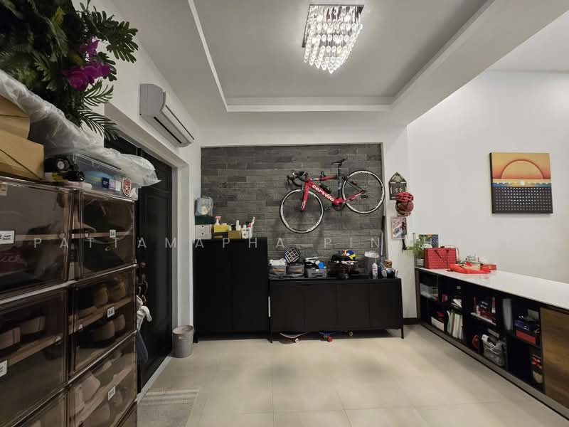 ฺBaan Rawipa Udomsuk, Bangkok, อุดมสุข, Bang Chak, Phra Khanong, Bangkok, 5 Bedrooms, 250 sqm, Townhouse For Rent, by Pattamapha Pinthong, 500493512 - DDproperty.com