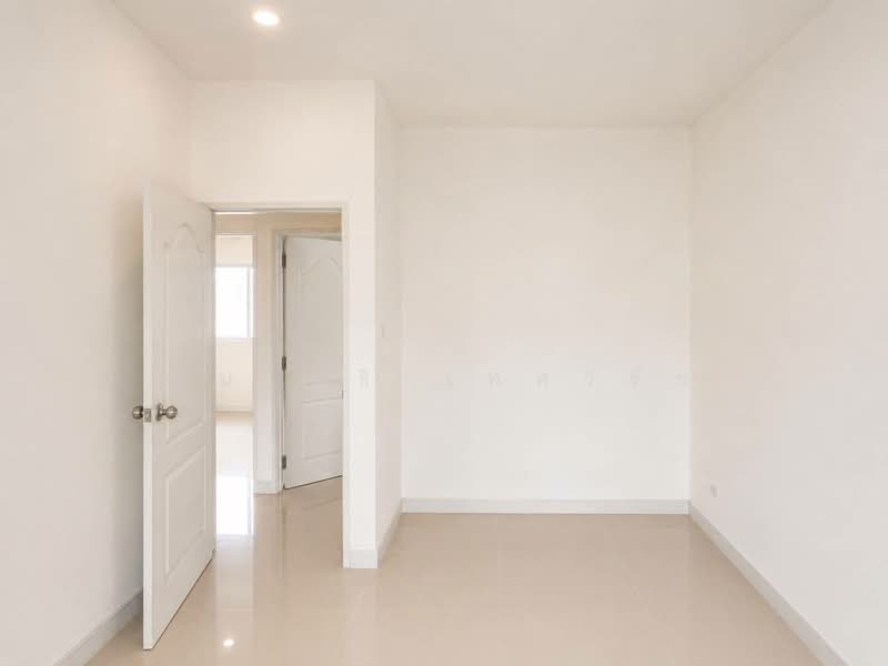 I Leaf Town 2 Pracha Uthit 90, Samut Prakan, Ban Khlong Suan, Phra Samut Jadee, Samut Prakan, 4 Bedrooms, 120 sqm, Townhouse For Sale, by สมโพธิ เทศวิรัช, 500493522 - DDproperty.com