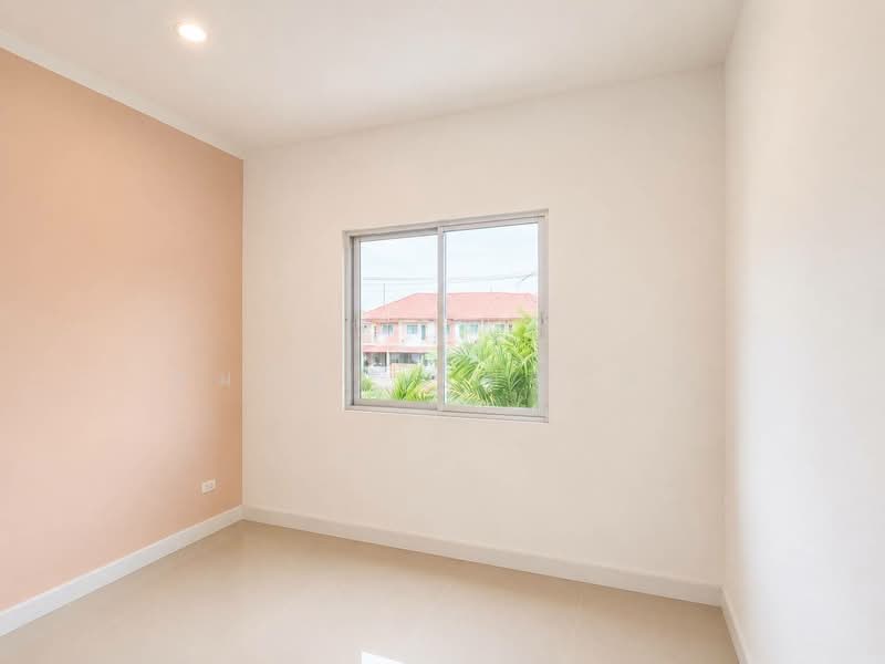 I Leaf Town 2 Pracha Uthit 90, Samut Prakan, Ban Khlong Suan, Phra Samut Jadee, Samut Prakan, 4 Bedrooms, 120 sqm, Townhouse For Sale, by สมโพธิ เทศวิรัช, 500493522 - DDproperty.com