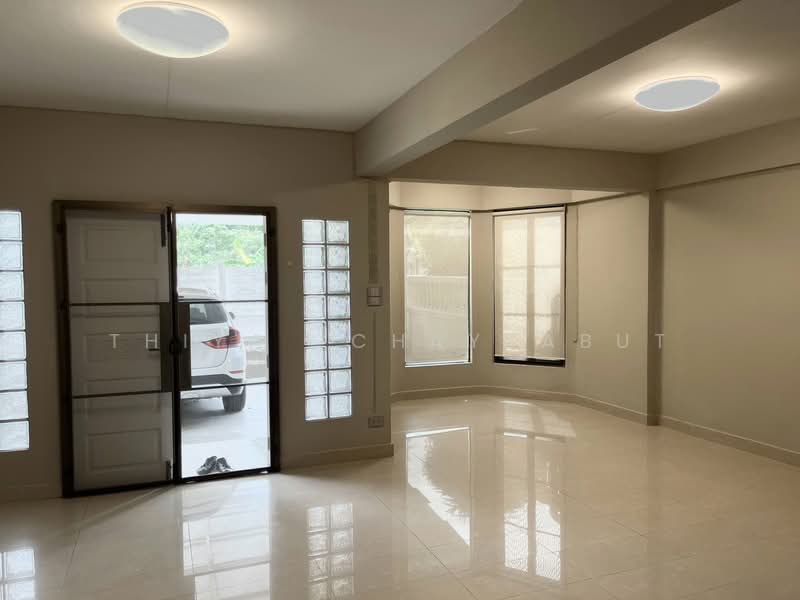 ทาวน์โฮม พัฒนาการ28, Bangkok, Suan Luang, Bangkok, 3 Bedrooms, 250 sqm, Townhouse For Sale, by Thiya Chaysabut, 500493524 - DDproperty.com