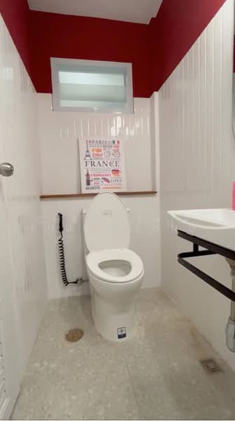 Two-story townhouse with two bedrooms located on Soi Nawamin 149, near the MRT Pink Line, Bangkok, Nuan Chan, Bueng Kum, Bangkok, 2 Bedrooms, 184 sqm, Townhouse For Rent, by Charinthip Phungalong, 500493542 - DDproperty.com