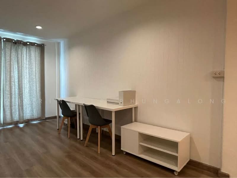 Two-story townhouse with two bedrooms located on Soi Nawamin 149, near the MRT Pink Line, Bangkok, Nuan Chan, Bueng Kum, Bangkok, 2 Bedrooms, 184 sqm, Townhouse For Rent, by Charinthip Phungalong, 500493542 - DDproperty.com
