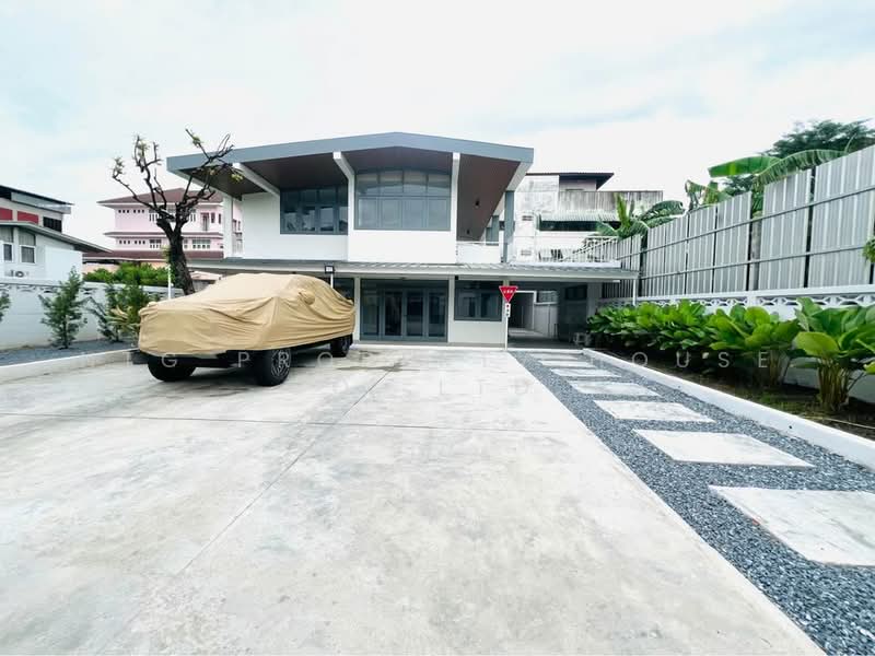 NG543 ขาย หรือ ให้เช่า บ้านเดี่ยว ใจกลางย่านประชานิเวศน์ 1 เหมาะอยู่อาศัยและทำออฟฟิต จอดรถได้หลายคัน, Bangkok, ประชานิเวศน์1, Lat Yao, Chatuchak, Bangkok, 3 Bedrooms, 200 sqm, Single Detached House For Rent, by NTG Property House Co.,Ltd., 500493544 - DDproperty.com