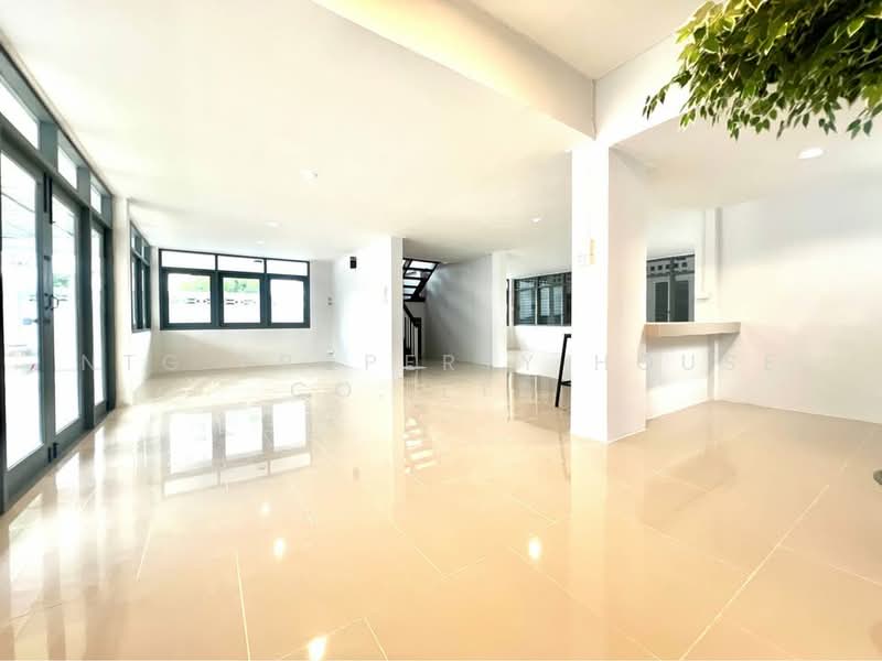NG543 ขาย หรือ ให้เช่า บ้านเดี่ยว ใจกลางย่านประชานิเวศน์ 1 เหมาะอยู่อาศัยและทำออฟฟิต จอดรถได้หลายคัน, Bangkok, ประชานิเวศน์1, Lat Yao, Chatuchak, Bangkok, 3 Bedrooms, 200 sqm, Single Detached House For Rent, by NTG Property House Co.,Ltd., 500493544 - DDproperty.com