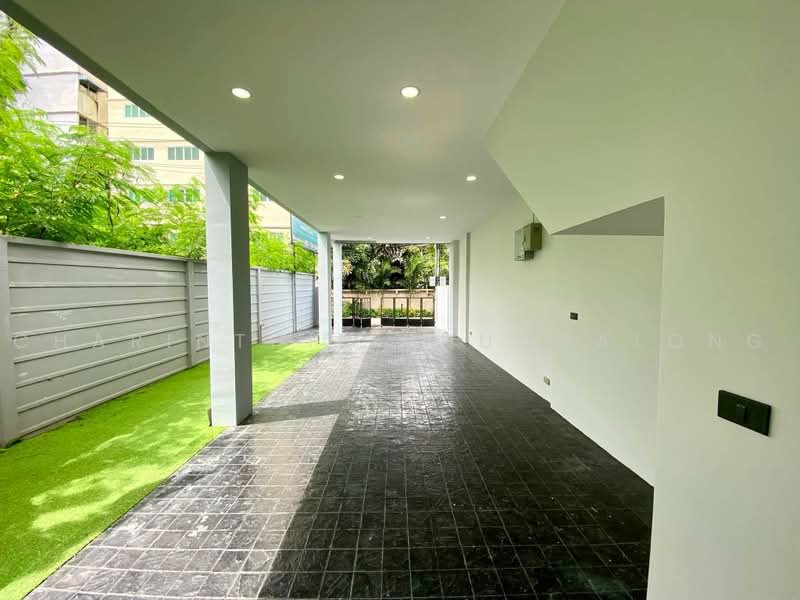 ขาย/ให้เช่า ทาวน์โฮม 4 ชั้น 3 ห้องนอน at สุขุมวิท 101/1 ใกล้ BTS ปุณณวิถี และ BTS อุดมสุข, กรุงเทพ, บางนา, กรุงเทพ, 237 ตร.ม., ทาวน์เฮ้าส์ ให้เช่า, โดย Charinthip Phungalong, 500493554 - DDproperty.com