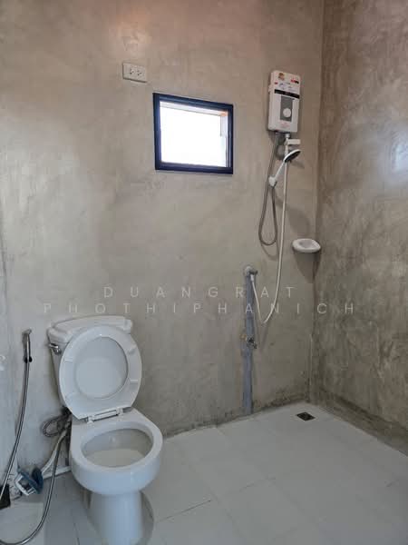 Detached House for Rent in Hang Dong, Chiang Mai, San Phak Wan, Hang Dong, Chiang Mai, 2 Bedrooms, 120 sqm, Single Detached House For Rent, by Duangrat Phothiphanich, 500493561 - DDproperty.com