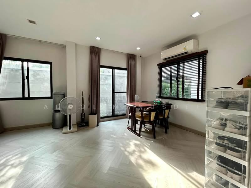 Venue Tiwanon-Rangsit, Pathum Thani, Bang Kadi, Muang Pathum Thani, Pathum Thani, 3 Bedrooms, 167 sqm, Single Detached House For Sale, by Adool Manusdee, 500493588 - DDproperty.com