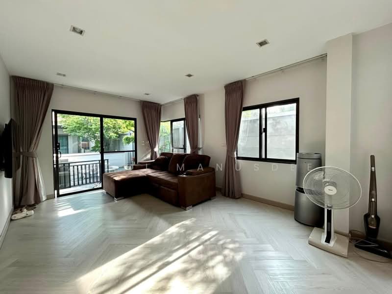 Venue Tiwanon-Rangsit, Pathum Thani, Bang Kadi, Muang Pathum Thani, Pathum Thani, 3 Bedrooms, 167 sqm, Single Detached House For Sale, by Adool Manusdee, 500493588 - DDproperty.com